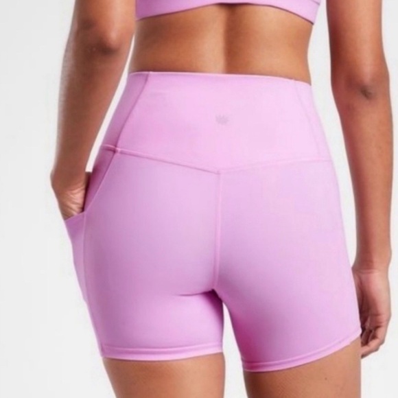 Athleta Pants - Athleta Salutation Stash High Rise 5" Shorts - Purple